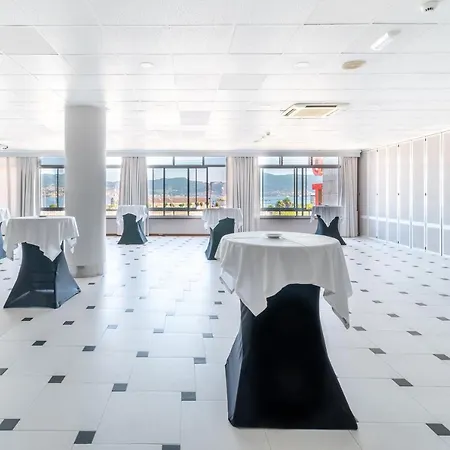 Hotel Canovas Del Castillo 24 Vigo