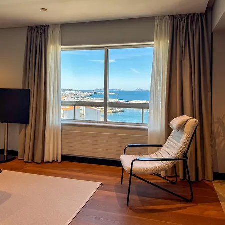 Hotel Canovas Del Castillo 24 Vigo