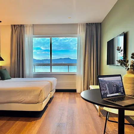 Hotel Canovas Del Castillo 24 Vigo
